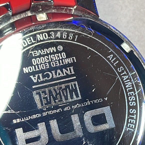 Invicta Spider-Man Limited Edition 0135/3000 Chrono Watch - Picture 3 of 16